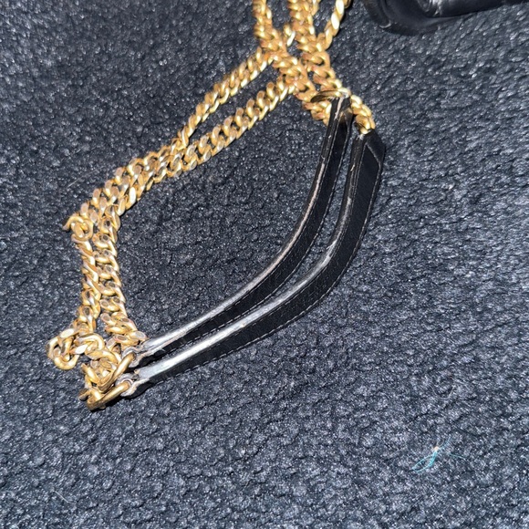 Saint Laurent Lou Lou shoulder bag - Picture 9 of 17